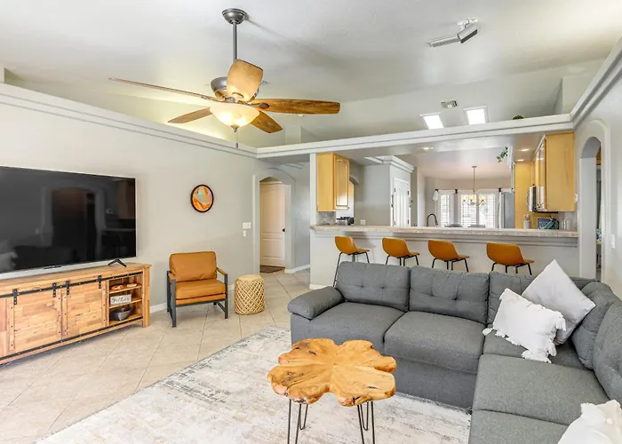 Ferienhaus 2 Mi To Havasu: Poolside Paradise! Lake Havasu City